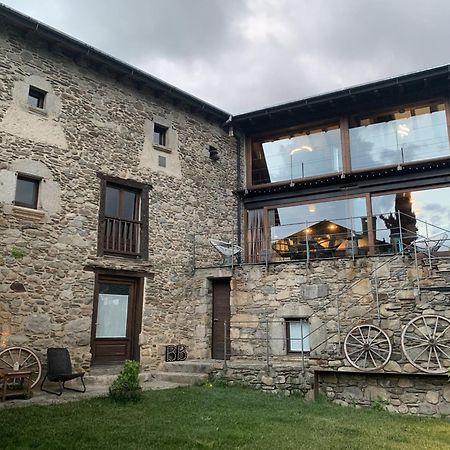 Bed and Breakfast Mas Farner - Adults Only Llivia Zewnętrze zdjęcie