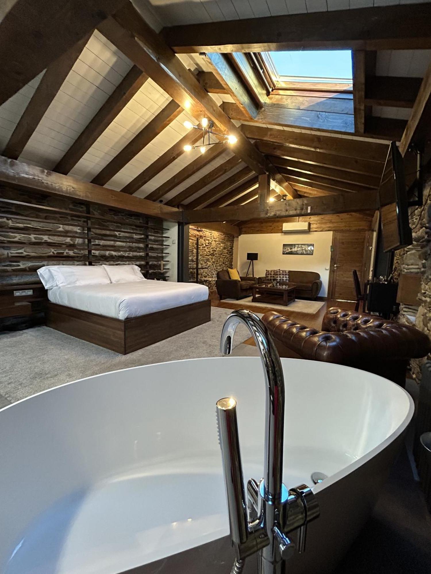Bed and Breakfast Mas Farner - Adults Only Llivia Pokój zdjęcie